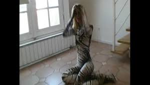 Flexible posing in the pool 115 min. Flexible Xenia Strips In Rubber Dress Free Xxx Porn Videos Oyoh
