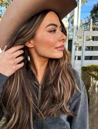 always missing the good old days ❤️ she was such an it girl  #mirandacosgrove #itgirl #nostalgic #icarly #carlyshay #nickelodeon