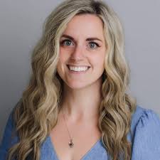 Kassie Robertson Stylist