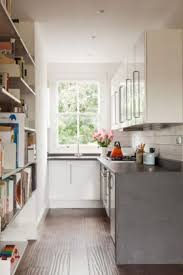 Maximize Your Kitchen Storage And Efficiency With These Small Kitchen Design Ideas And Space Savin Kitchen Layout L Shaped Kitchen Designs Kitchen Design Small