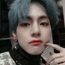 Taehyung kim class of 2021 perfect game player profile. Kim Taehyung Bts Taehyung And V Image 7067276 On Favim Com