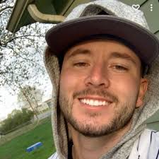 Tyler Tran (@TylerTran05)