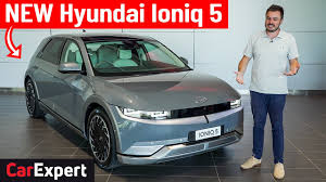 Ioniq 5's crossover body type achieves unique proportions and short overhangs due to its elongated wheelbase. 2021 Hyundai Ioniq 5 Detailed Walkaround Review Of The New Ioniq 5 Youtube