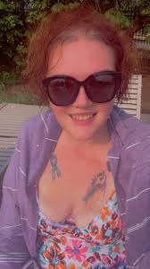 Bibi got his new cage today!!!!! Look at him with his little star vest on.  🥰 I need to add a foraging box yet but so far so good!!