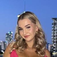 Maddy Briscoe's Instagram, Twitter & Facebook