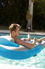 This cool pool chair will leave you feeling like you are floating on air. Amazon Is Selling A Pool Float With Motors Attached