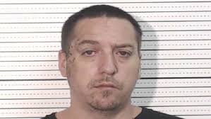 Circle K robbed with hammer, two arrested