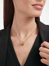 The best gold custom necklace. B Zero1 Necklace 357885 Bvlgari