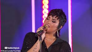 Demi lovato fortæller ærligt om sin kønsidentitet: Demi Lovato Verrat Dass Sie Sich Im Letzten Jahr Gegenuber Freunden Und Lieben Als Nicht Binar Herausgestellt Haben Aktuelle Boulevard Nachrichten Und Fotogalerien Zu Stars Sternchen