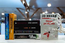 Celor care isi doresc o carte fantasy la un pret bun, noi le putem recomanda partea i a seriei prima lege, a scriitorului joe abercrombie. CÄƒrÈ›i PoliÈ›iste Top 20 Cele Mai Bune Romane Pline De Mister CÄƒrtureÈ™ti