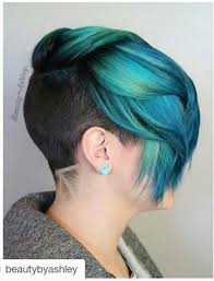 Turquoise Teal Green Dyed Hair With Shaved Sides And Back Short Hair Color Short Hair Styles Teal Hair