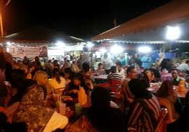 Selain itu, ianya juga bersempadanan dengan ni. Kerang Rebus Snek Popular Lepas Tarawih Di Parit Buntar Semasa Mstar