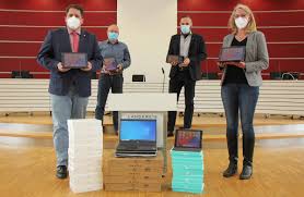 We did not find results for: Erste Tablets Und Notebooks Fur Lehrkrafte In Marburg Biedenkopf Nh24 De