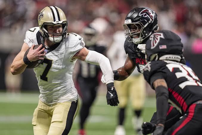 Versatile Taysom Hill could reunite with former coach Sean Payton with Broncos - The Japan Times