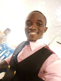 people wey carry me this afternoon has I faint abeg I dey find my 2k  🚶🚶🚶🙄