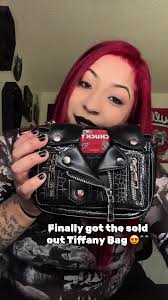 So freakin cute 😍😍 Go get yours before they sell out again !! #makeup  #fyp #debtfreejourney #debtfreecommunity #trend #trending #showcase  #october #tiktok #smallcreator #smallcreatorsontiktok #fypシ ...