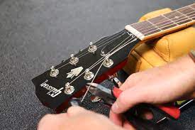 In this guide, we'll look at how often you should change your guitar strings and answer a few other related questions. How To Restring An Electric Guitar Sweetwater