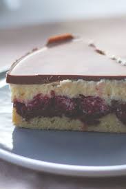 Donauwelle Ein Lieblingsrezept Rezept Kuchen Und Torten Rezepte Kuchen Rezepte Einfach Susse Backerei