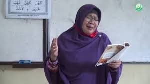 Oleh karena itu, pembaca puisi harus dapat menggambarkan perasaan. Contoh Pembelajaran Baca Puisi Untuk Sma Part 1 Youtube