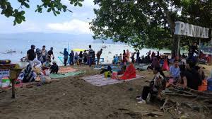 Selanjutnya untuk bisa menuju lokasi nomor yang dilacak sobat bisa. Selama Libur Lebaran Tercatat 42 002 Wisatawan Ke Trenggalek Mayoritas Ke Pantai Prigi Surya Malang