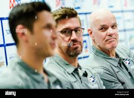 Mannheim, Germany. 29th Mar, 2022. Ice hockey: DEL, SAP Arena. Jochen Hecht  (l-r), co-coach, Bill Stewart, new coach of Adler Mannheim, and Marcel Goc,  co-coach, stand