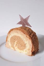 Buche Roulee Praline Legere Recette De Noel Olivia Patisse Recette Dessert Noel Recettes Noel Recette Thermomix Dessert