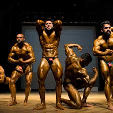 The Eight Mandatory Poses In Bodybuilding
