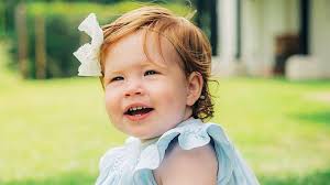 サセックスのメーガン・マークル公爵夫人、リリベット3歳の誕生日を祝う彼女の娘のリリベットのかわいい写真をシェアしました。