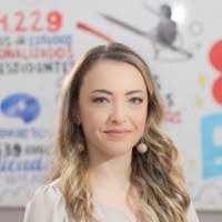 Carol Brant's Instagram, Twitter & Facebook