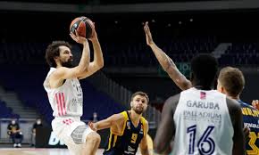 All posts tagged ρεαλ μαδριτησ. Real Madriths Ximki 94 85 Epiteloys Nikh Sportime Gr