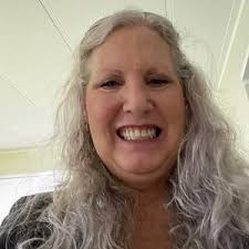 🌸Tiona Lee 🌺 (@tiona.lee)