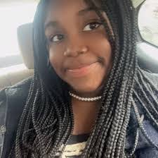 Marisa Marino's Instagram, Twitter & Facebook