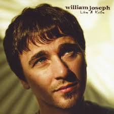 Magpie Me ‑ 曲・歌詞：Mano McLaughlin