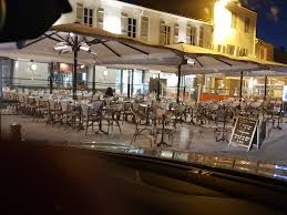 Restaurant La Marine Restaurant Saint Martin De Re Destination Ile De Re Site Officiel De L Office De Tourisme
