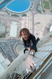Building climber alain robert hangs from ceiling at home to stay in super shape. Spiderman Scales New Heights Daredevil Climber Alain Robert Sets Record On Qatar Tower Climbing Free Climb Dangerous Sports