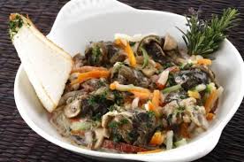 Cassolette D Escargots A La Tourangelle Cassolette Escargots Cassolette Alimentation