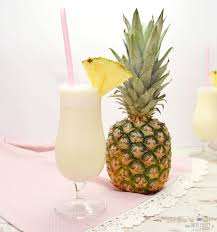 Pina Colada Sommercocktail Missfancy De Pina Colada Sommer Cocktails Cocktail