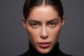 Jennifer Deanda's Instagram, Twitter & Facebook