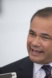 Injunction as ex-mayor told to stop targeting nemesis online