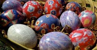 İsa'nın dirilişini dile getiren paskalya, hıristiyanlık'ın en büyük bayramı sayılır. Easter Ne Demek Paskalya Bayrami Yumurta Bayrami Nedir
