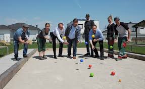Photo credit to kyodo news a fantastic day of boccia was had at the ariake gymnastice centre with the quarter and semi finals of the… Neue Grunanlage Mit Boccia Bahn St Polten