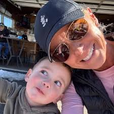 Taylor Hendren (@taylor_hendren)