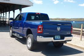 Maximum towing capacity of 35,100 pounds. 2019 Ram 2500 Heavy Duty