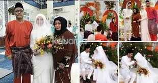 Siapa sangka penerbit ziela jalil atau nama sebenarnya norzilah abdul jalil mempunyai seorang anak yang sangat cantik. Nak Yang Terbaik Untuk Anak Liza Abdullah Urus Majlis Kahwin Anak Bersama Bekas Suami Terkilan Tak Dapat Jemput Ramai Keluarga