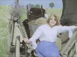 She is an actress and writer, known for trhák (1981), barrandovské nocturno aneb jak film zpíval a tancil (1984) and hana. Hana Zagorova Zda Se 1978 Youtube
