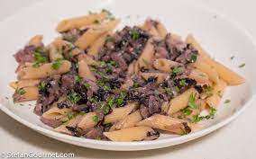 Aggiungete tanto brodo, quanto ne richiede il riso. Pasta Al Radicchio Stefan S Gourmet Blog