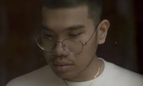 Lewati berbagai hal, ku ada di sisimu. Kaleb J Rilis Single Perdana It S Only Me Ceritakan Pengalaman Cinta Satu Sisi