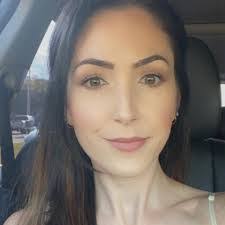 Veronica Belcher's Instagram, Twitter & Facebook