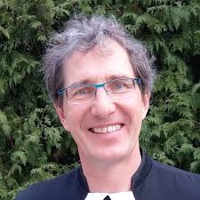 Ansprechpartner/innen