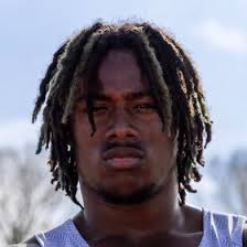 Ivy Baker (@BakeIvy)